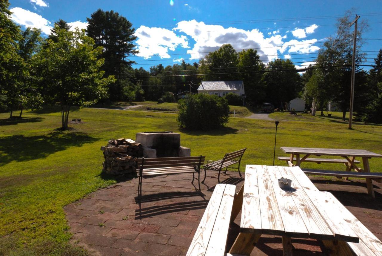 Maple Leaf Lodge Schroon Lake Exterior foto